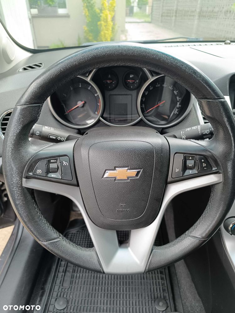Chevrolet Cruze - 6