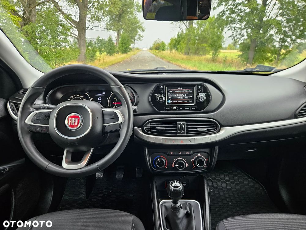 Fiat Tipo 1.4 16v Easy EU6d - 10