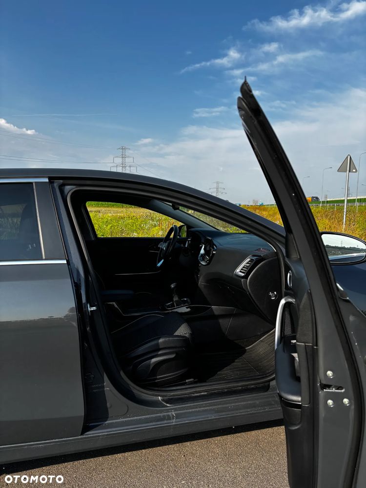 Kia Ceed 1.4 T-GDI L Business Line Plus - 10