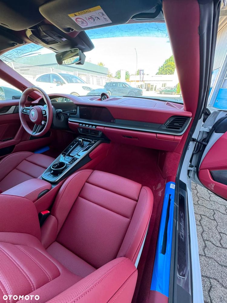Porsche 911 911Turbo S - 13