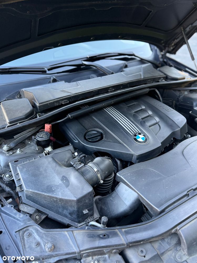 BMW Seria 3 - 16