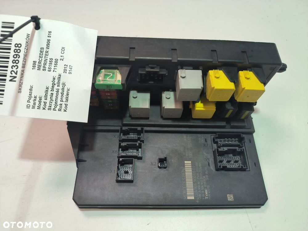 SKRZYNKA BEZPIECZNIKÓW MERCEDES SPRINTER W906 516 A9069006501 - 2