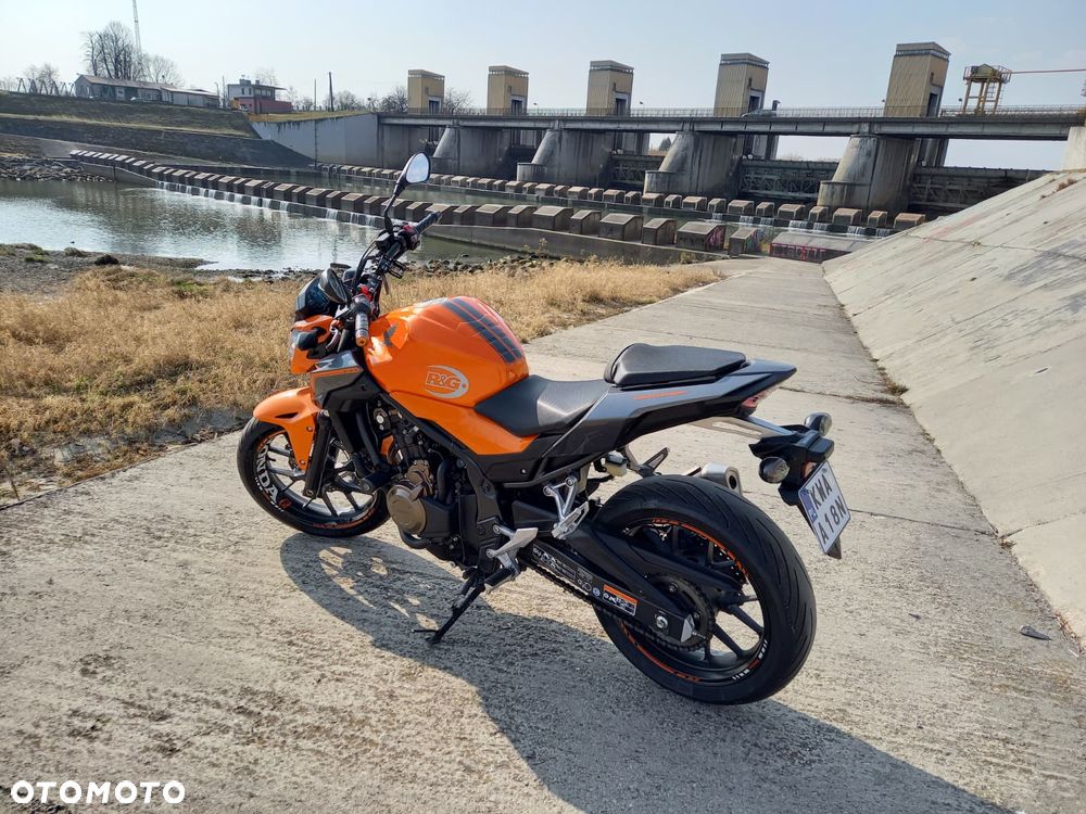 Honda CB - 16