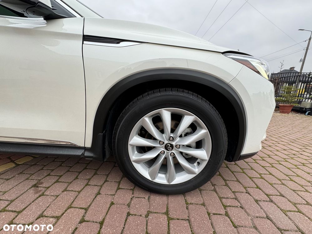 Infiniti QX30 2.0t DCT AWD Premium - 18