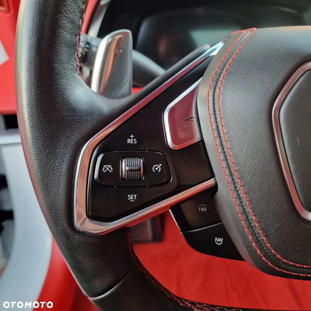 Chevrolet Corvette Stingray 2LT 6.2 V8 Automatik - 17