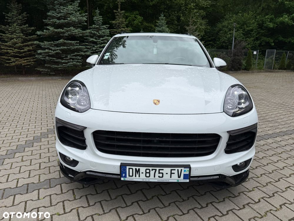 Porsche Cayenne - 3