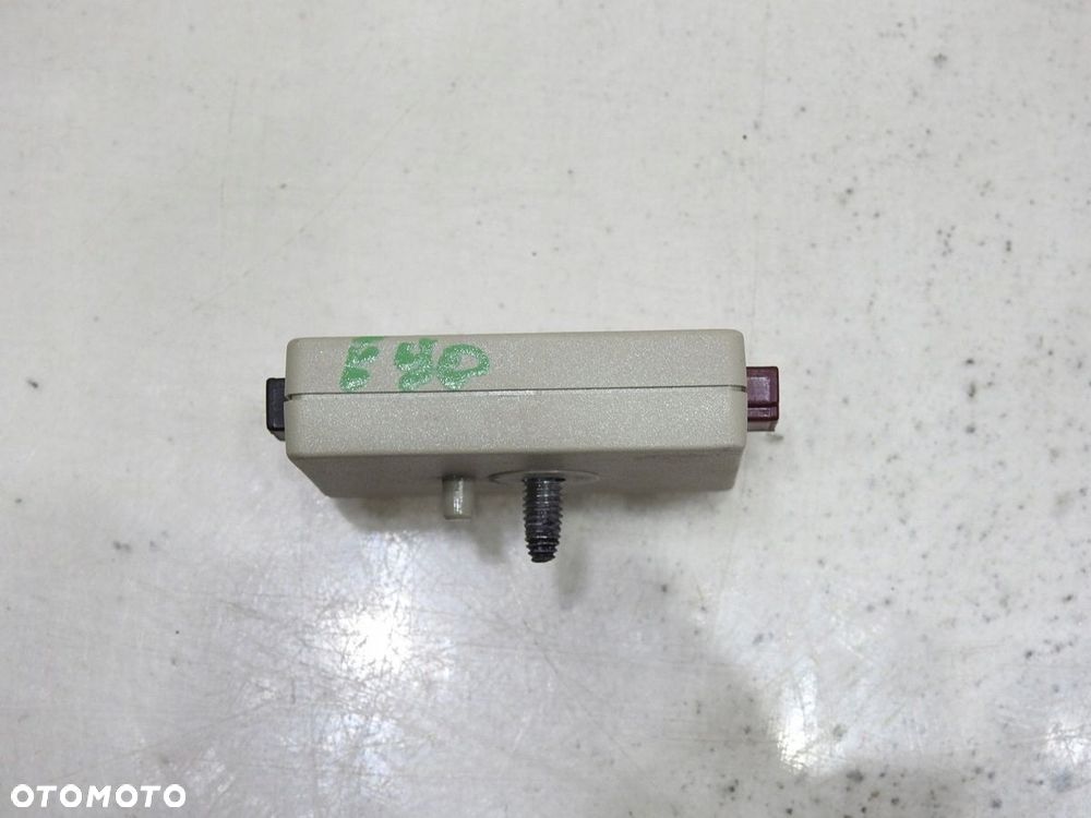 WZMACNIACZ ANTENOWY BMW 3 E90 6932644 - 5