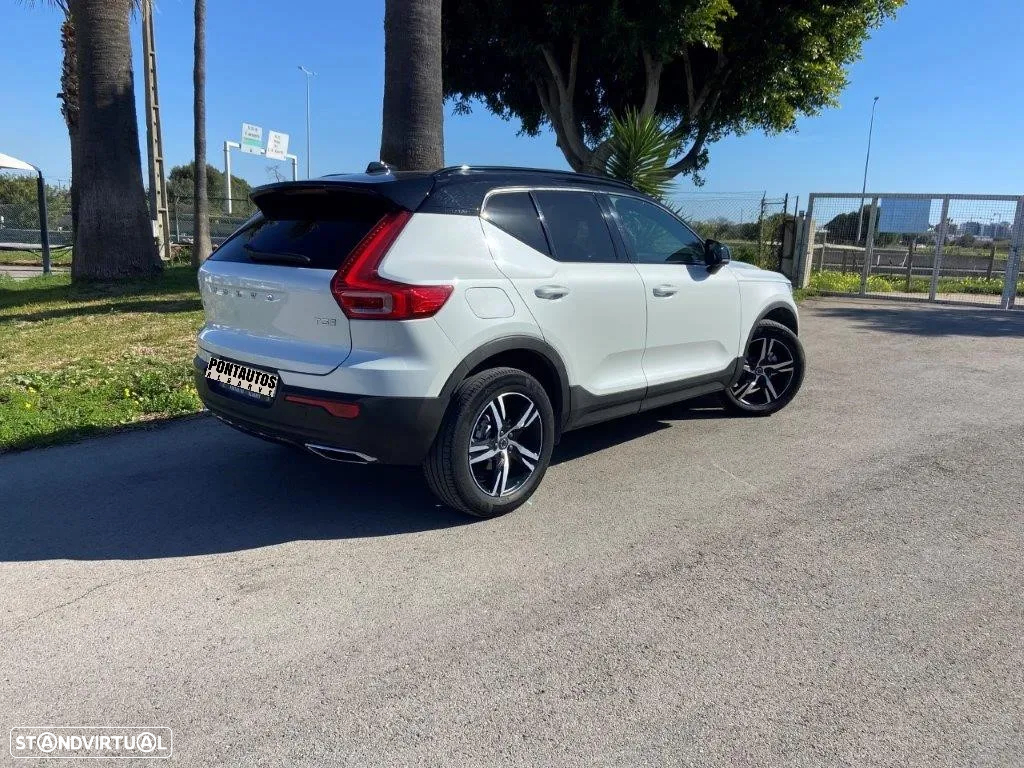 Volvo XC 40 1.5 T3 R-Design Geartronic - 30
