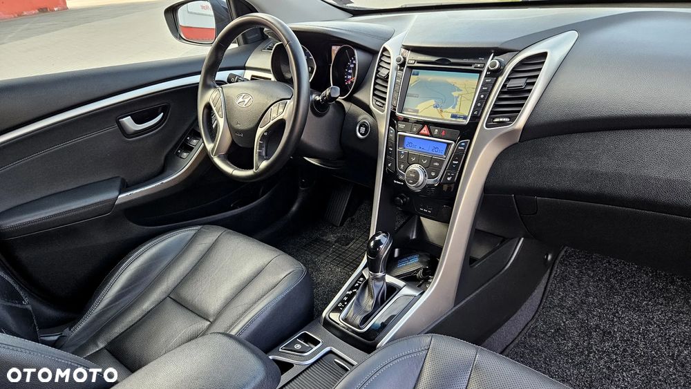 Hyundai i30 1.6 CRDi Automatik Trend - 40