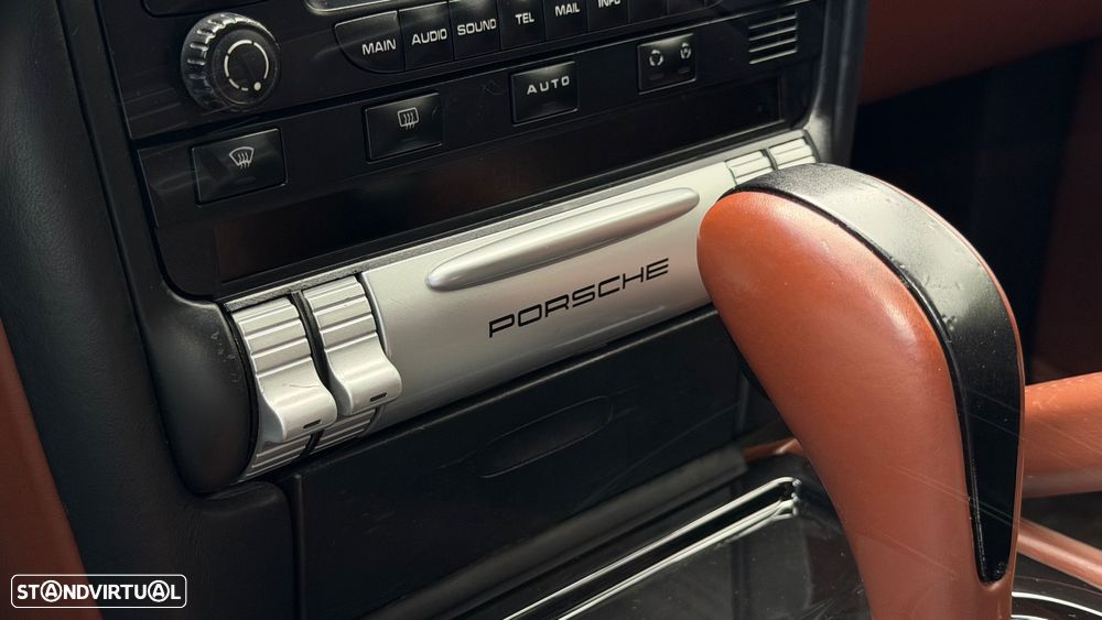 Porsche Cayenne S Tiptronic - 17