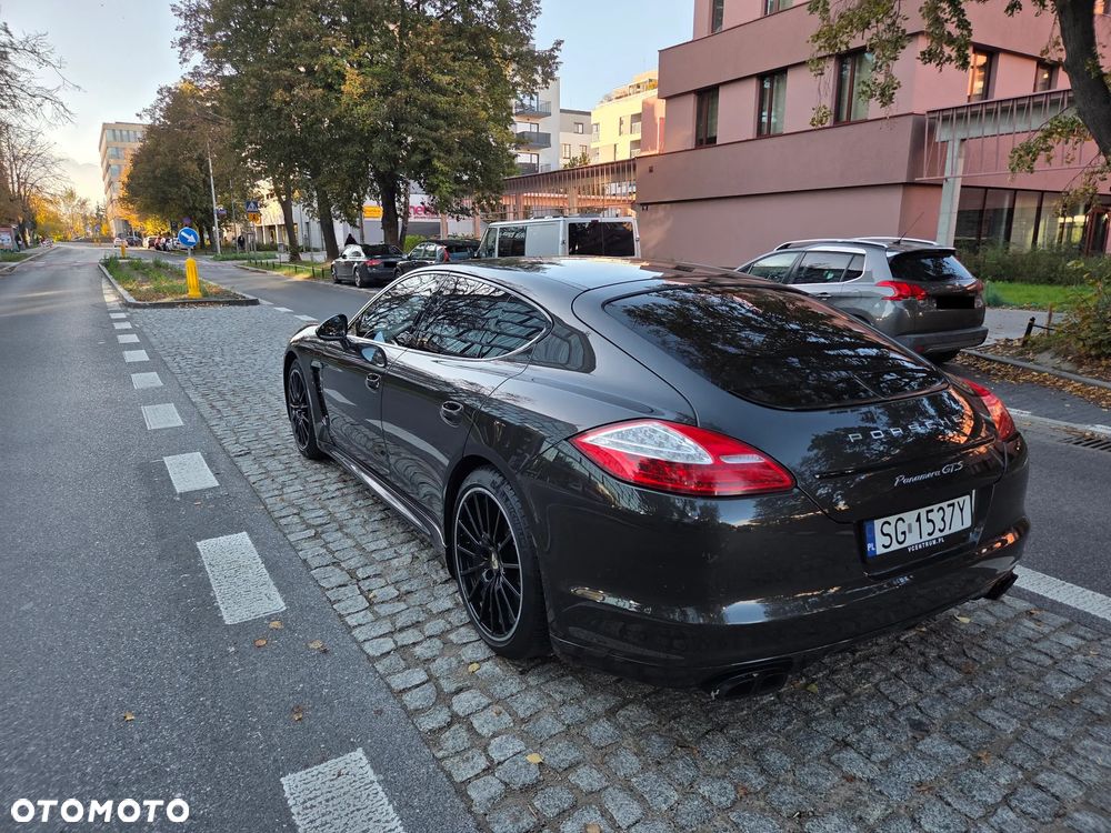 Porsche Panamera GTS - 20
