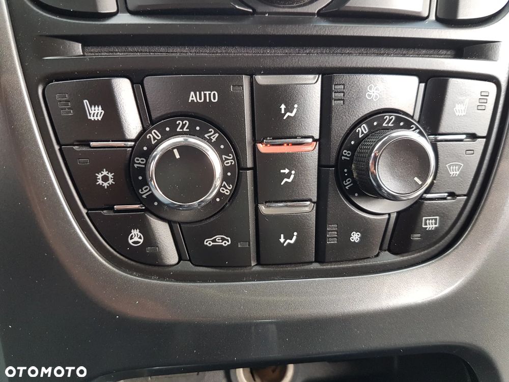 Opel Astra 2.0 CDTI DPF ecoFLEX SportsTourer Start/Stop Exklusiv - 25