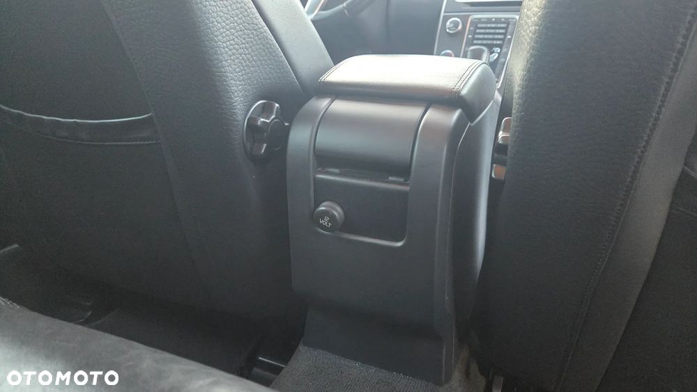Volvo V60 - 25