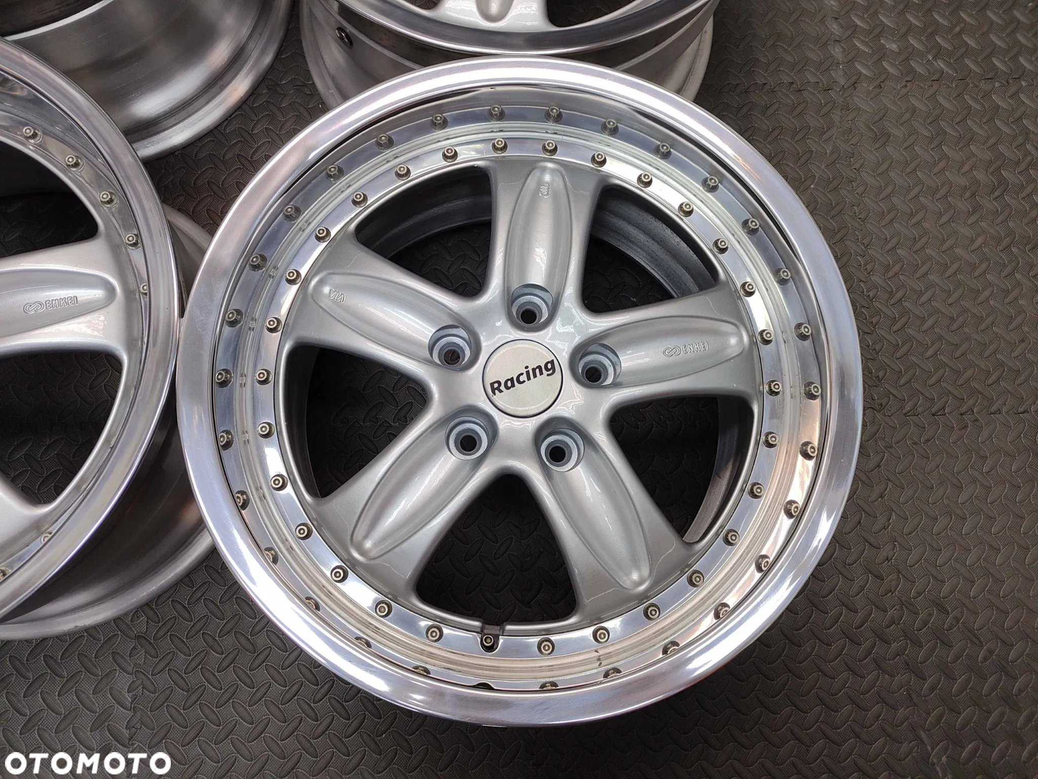 ENKEI WINSOME 17×8.5J +44 5×120 - 2