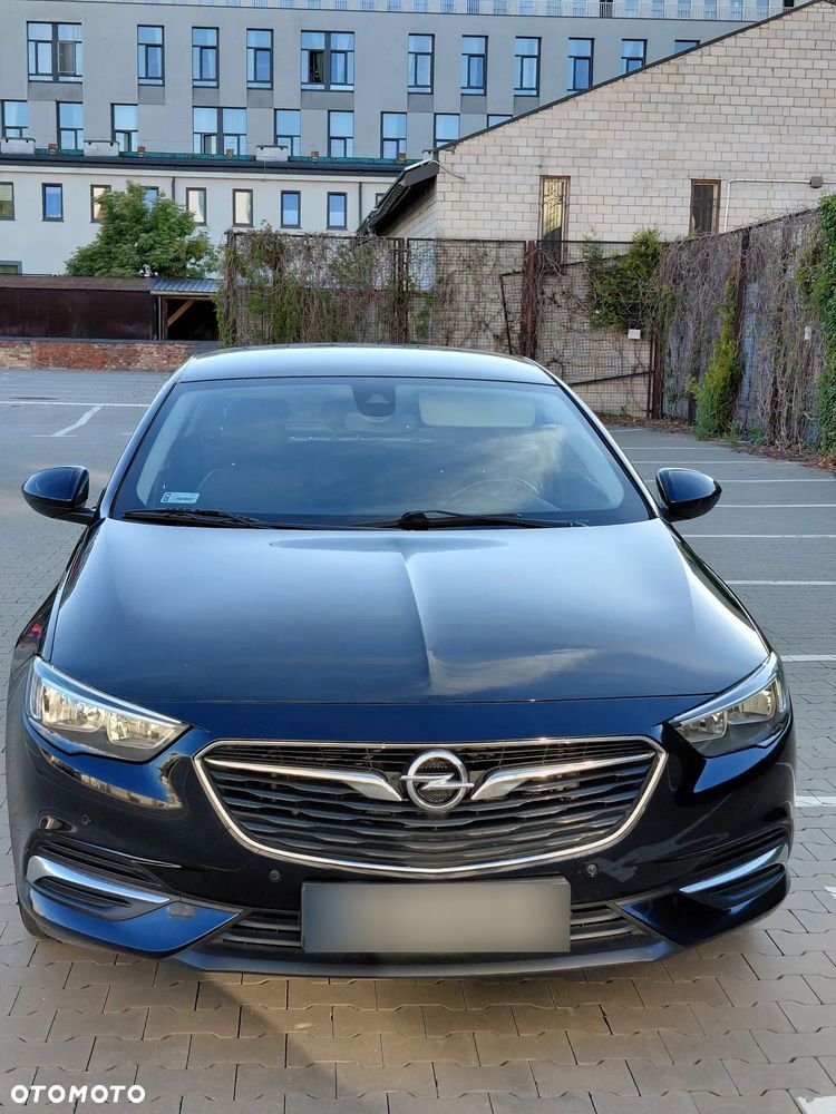 Opel Insignia - 1
