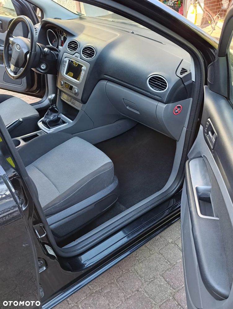 Ford Focus 1.6 TDCi Style - 7