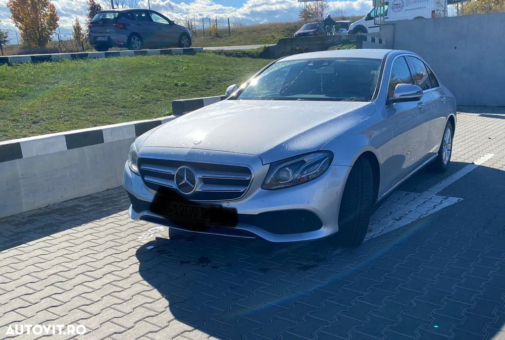 Mercedes-Benz E 220 d Aut. - 3