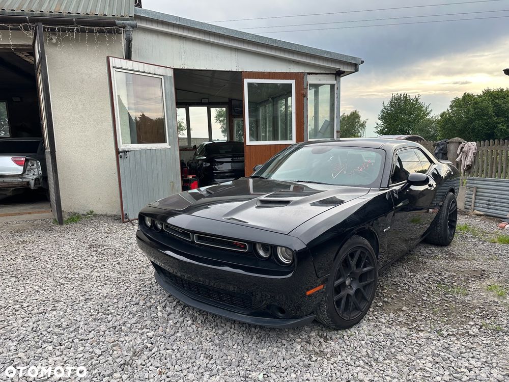 Dodge Challenger 5.7 R/T - 2