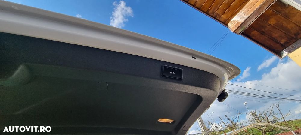 Skoda Superb 2.0 TDI DSG 4X4 Style - 9