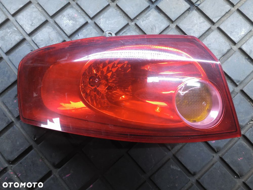 LAMPA LEWY TYŁ FIAT CROMA II KOMBI EUROPA - 1