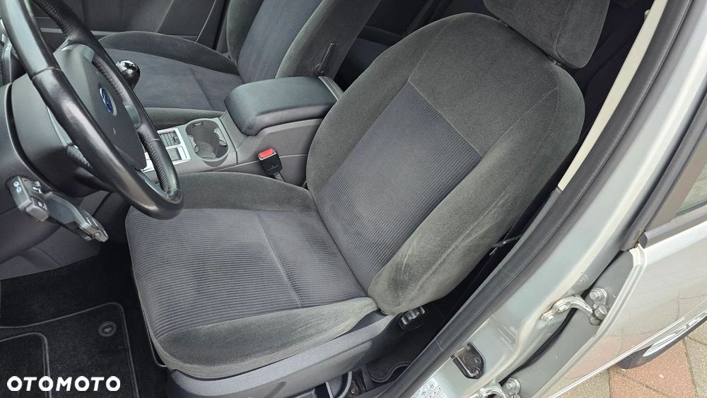 Ford Focus C-Max 1.8 Ghia - 23