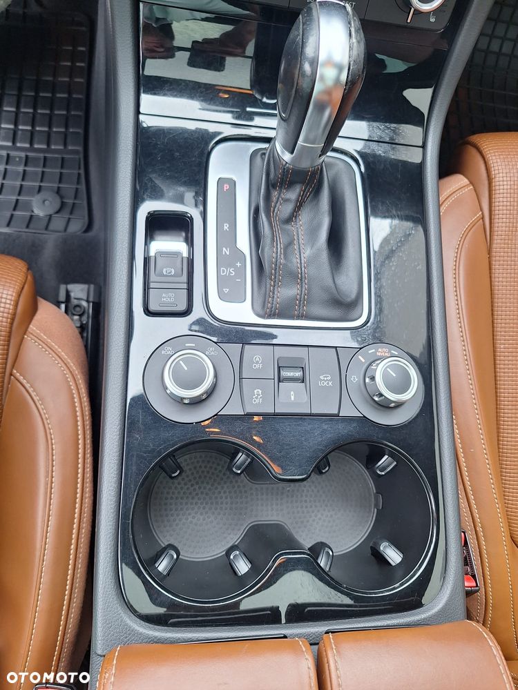 Volkswagen Touareg 3.0 V6 TDI BMT X-Edition - 11