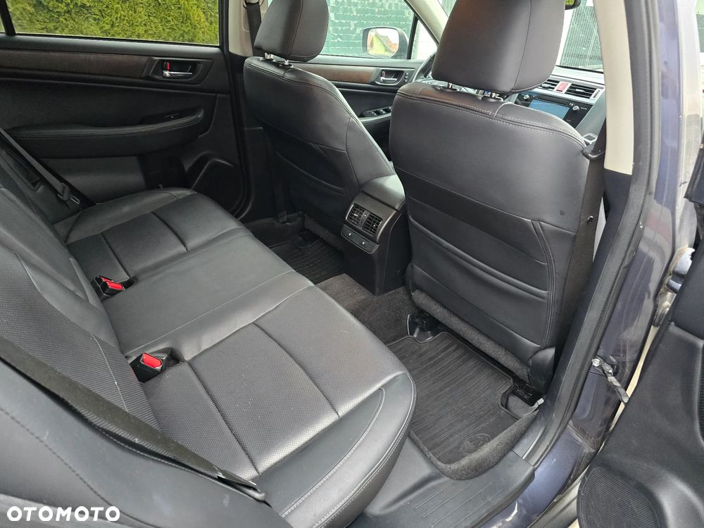 Subaru Outback 3.6 R Exclusive Navi MAC - 10