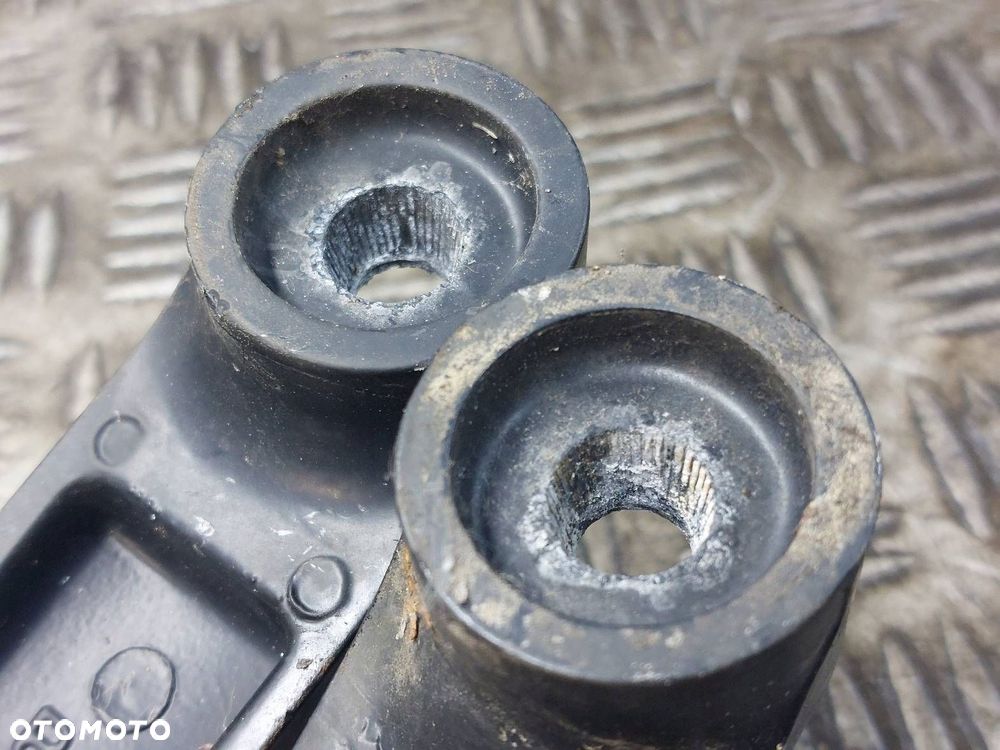 MECHANIZM WYCIERACZEK + SILNICZEK PRZÓD + RAMIONA KIA CEED II - 4