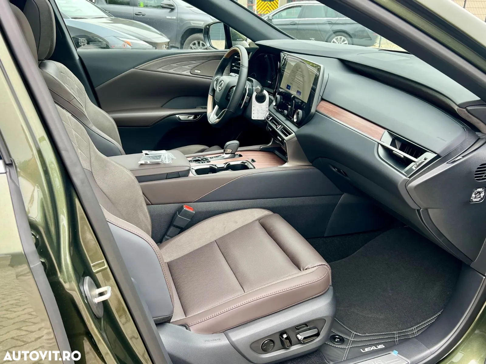 Lexus Seria RX 450h+ E-Four PHEV Luxury Mark Levinson - 2