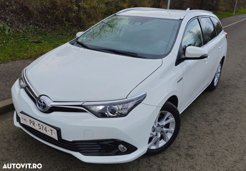 Toyota Auris 1.8 L VVT-i TS Hybrid Luna - 2
