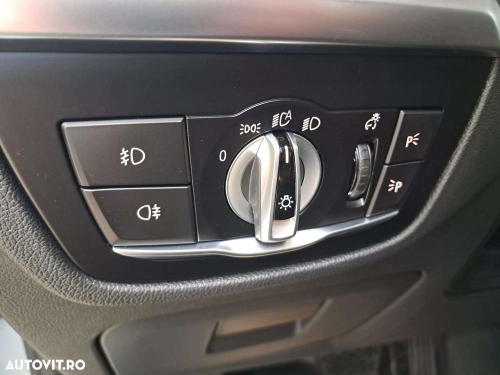 BMW X3 xDrive20d AT xLine - 20