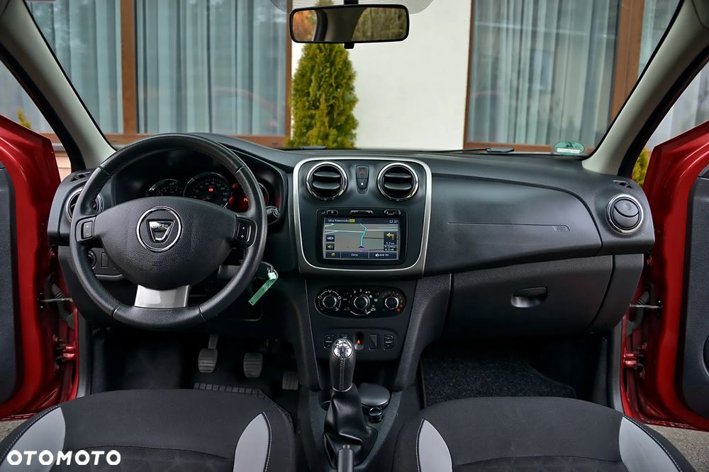 Dacia Sandero 0.9 TCe Laureate - 36