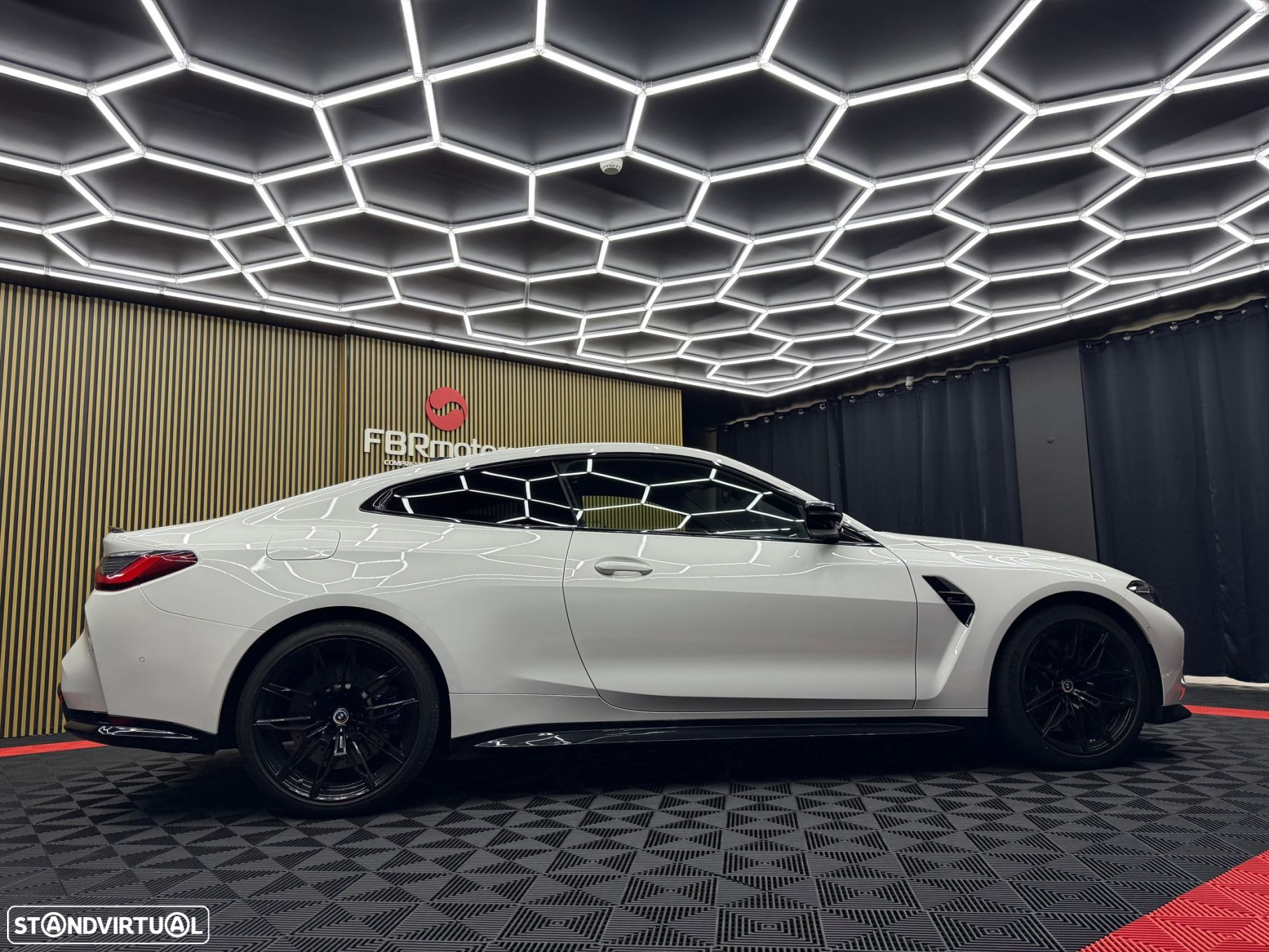 BMW M4 Competition - 10