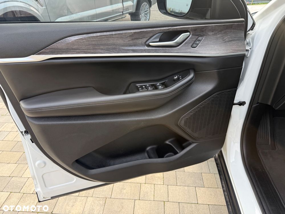 Jeep Grand Cherokee - 13