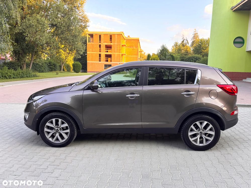 Kia Sportage 2.0 CRDI 4WD Automatik Vision - 2