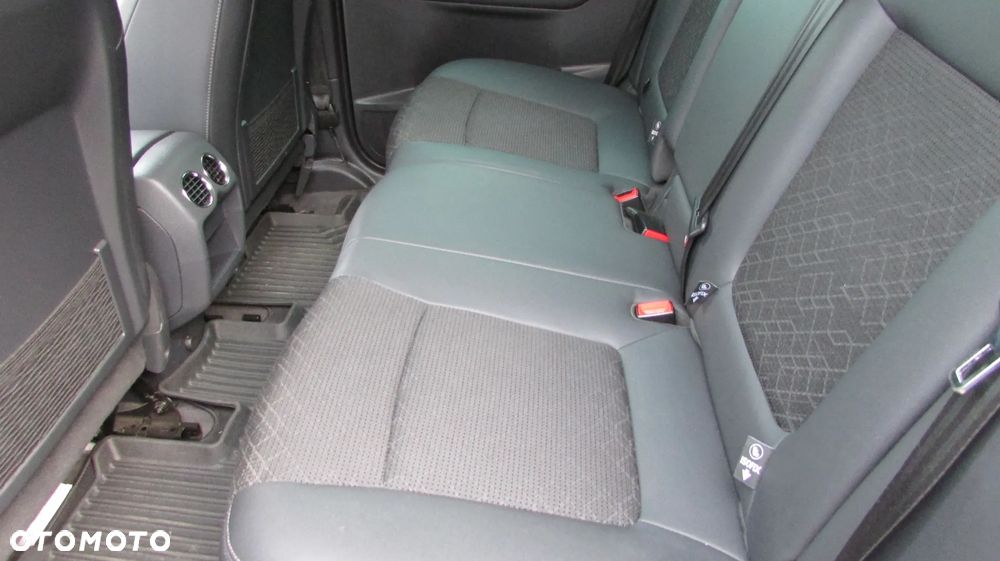 Peugeot 3008 1.6 BlueHDi Allure S&S EAT6 - 8