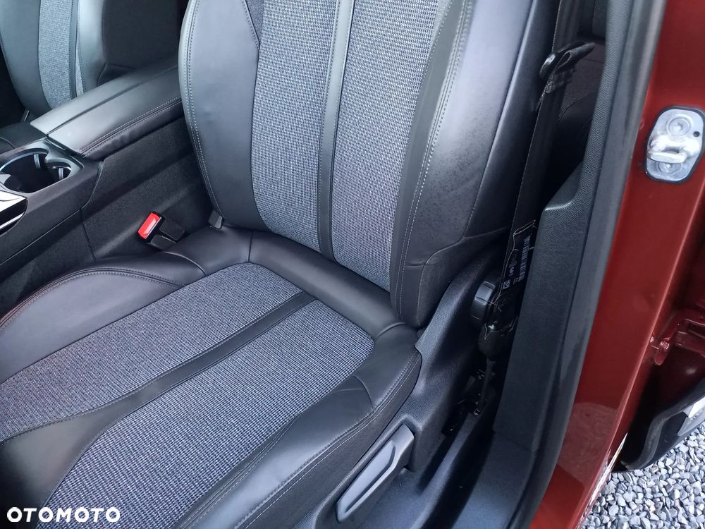 Peugeot 3008 BlueHDi 120 Stop & Start Allure - 36