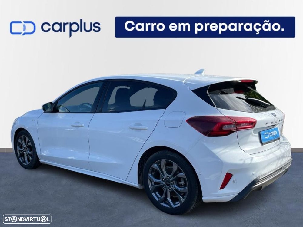 Ford Focus 1.0 EcoBoost MHEV ST-Line - 2