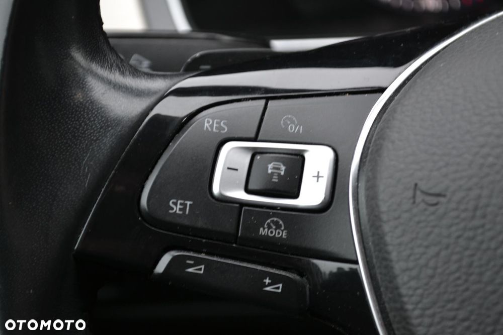 Volkswagen Passat 1.8 TSI BMT Comfortline DSG - 10