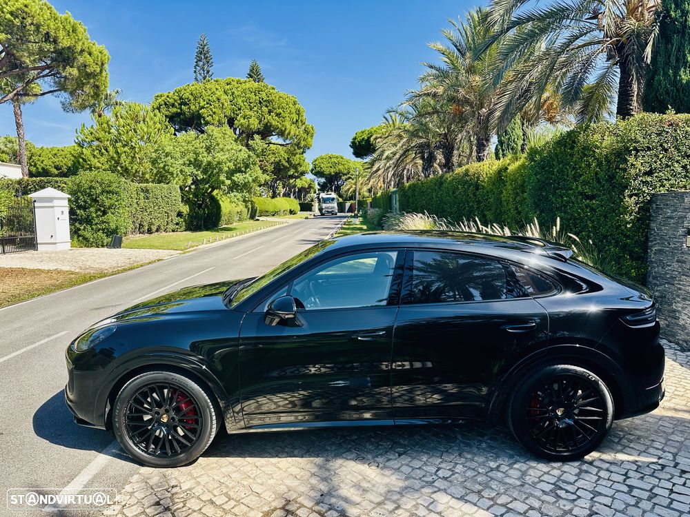 Porsche Cayenne GTS - 4