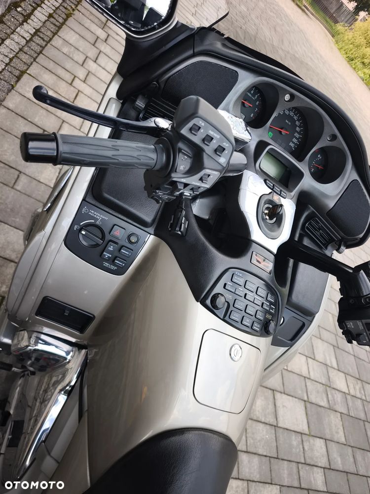 Honda GL - 16