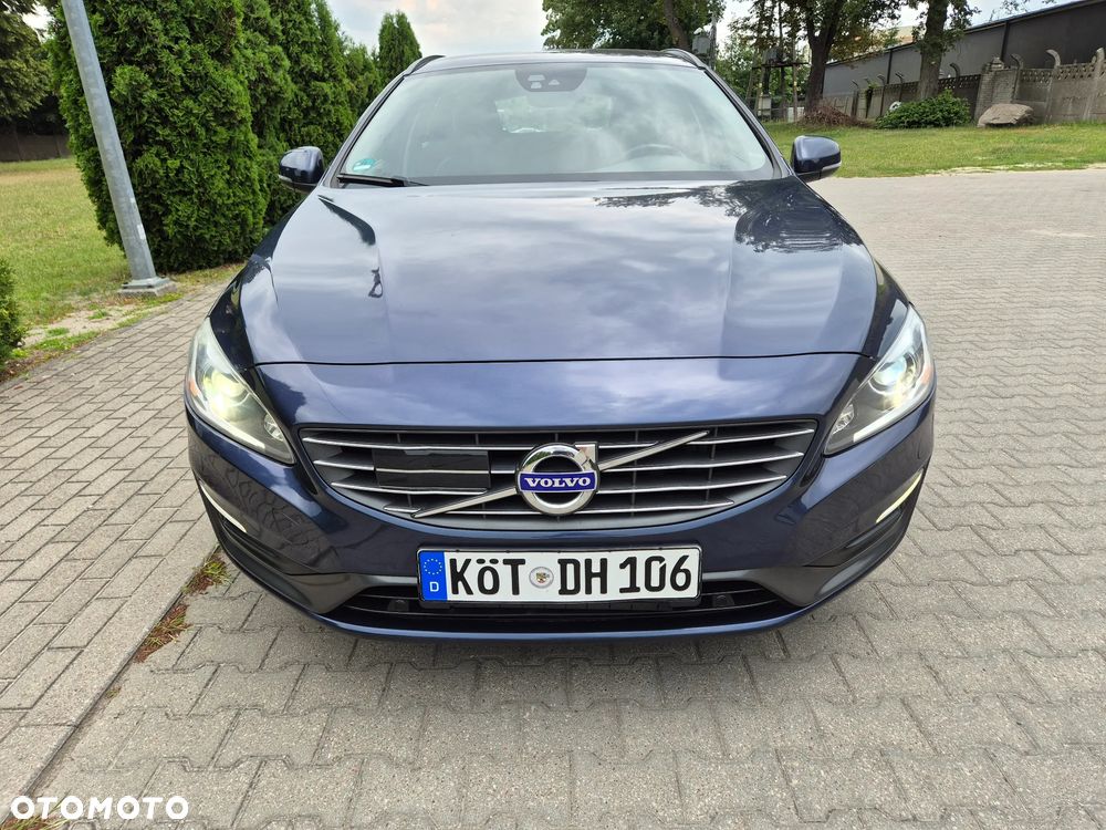 Volvo V60 T3 Base - 3
