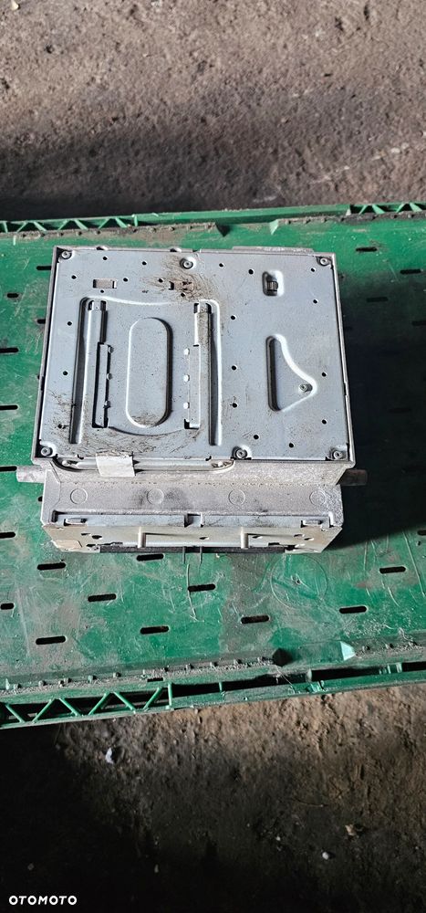 Nawigacja radio jednostka czytnik Harman Q01 Mercedes A2059002929 - 1