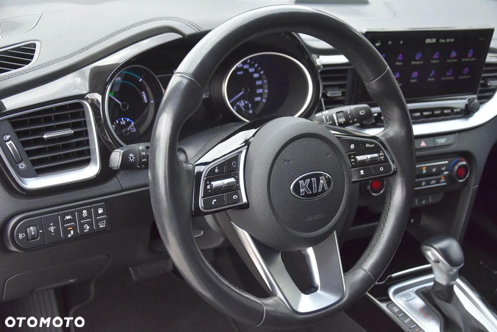 Kia XCeed 1.6 GDI DCT6 OPF PLATINUM - 27