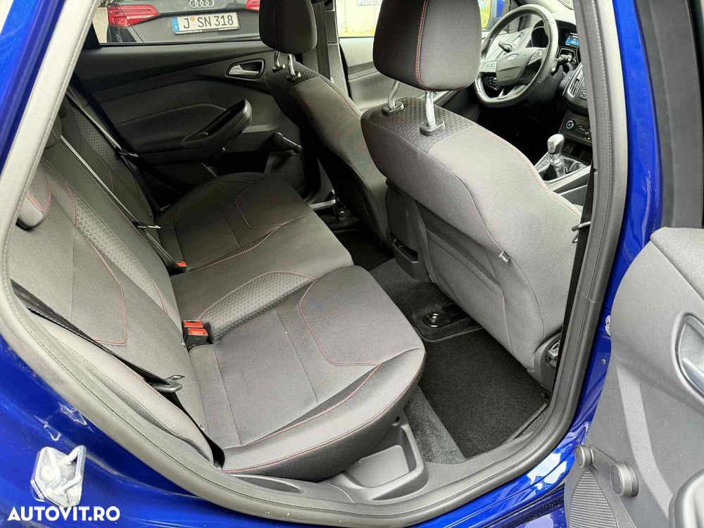 Ford Focus 1.5 EcoBoost ST-Line - 6