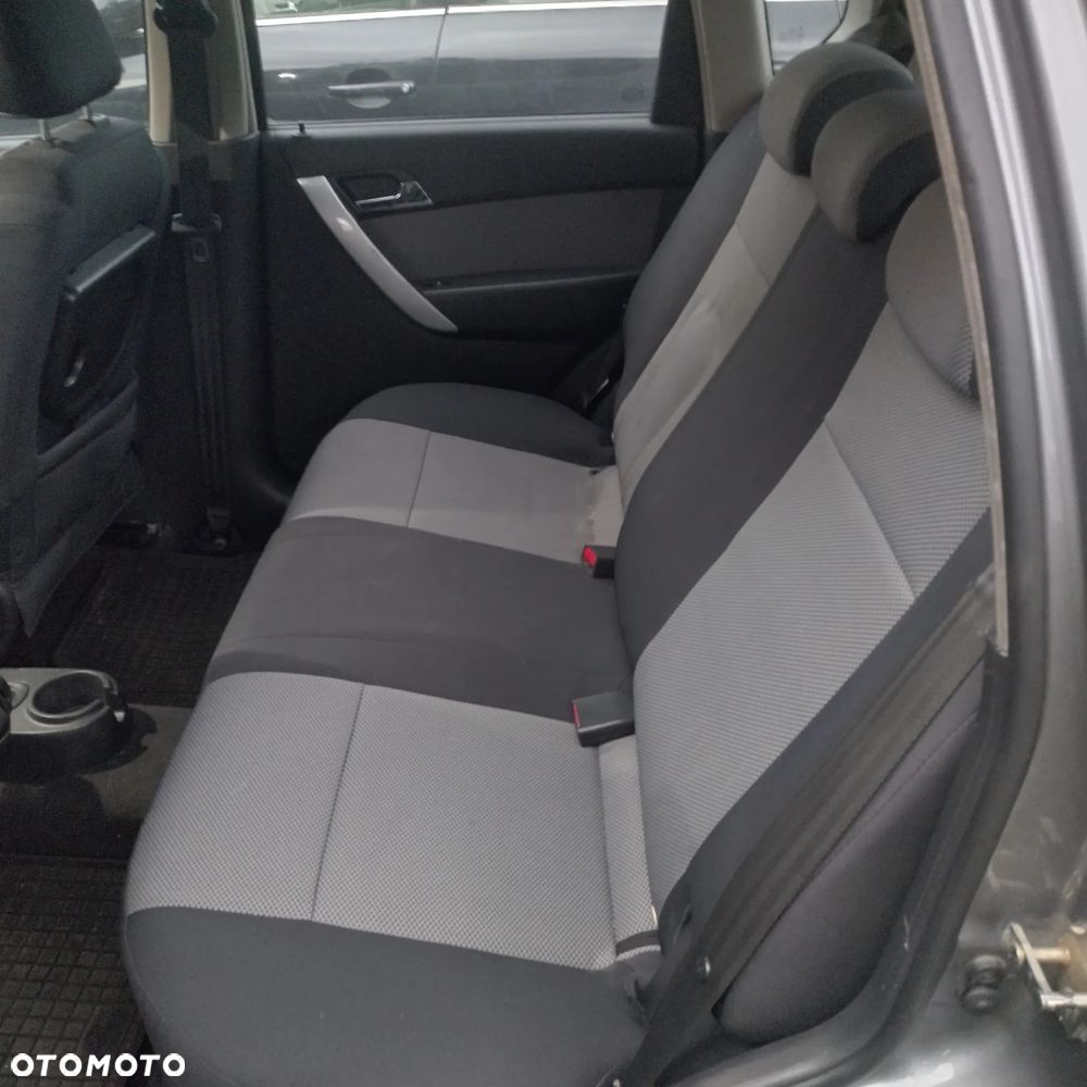 Chevrolet Aveo - 8