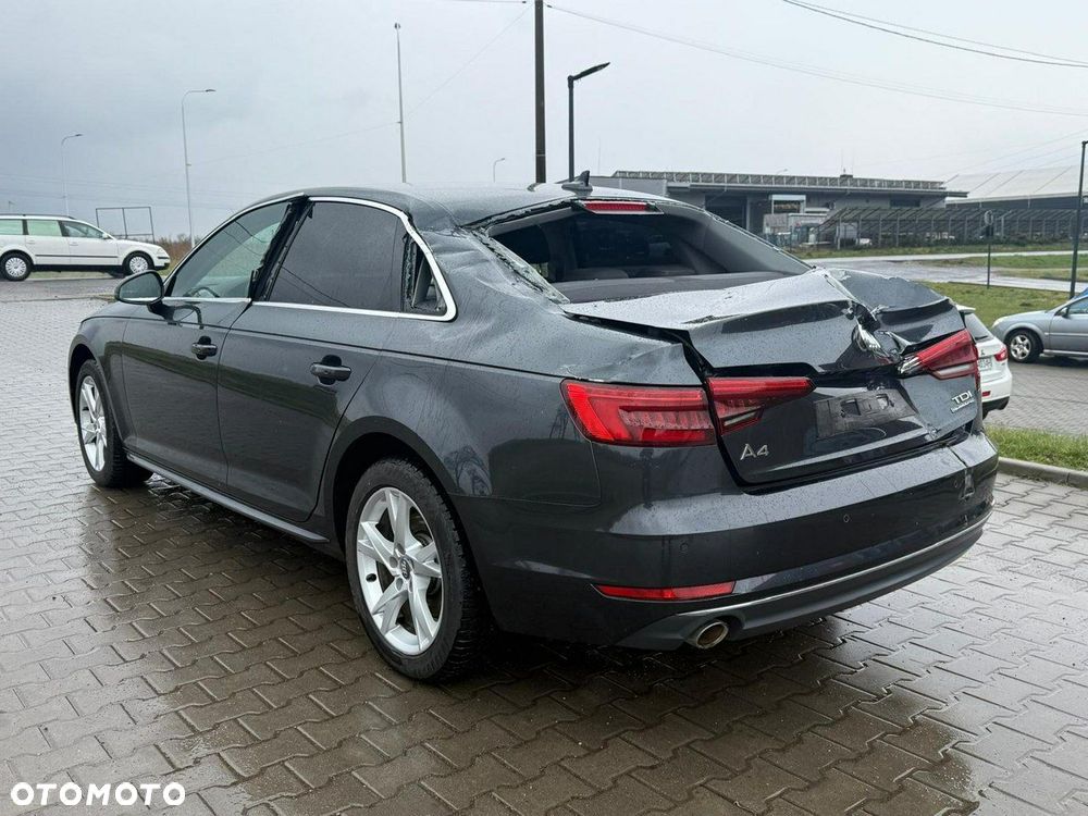 Audi A4 Limousine - 3