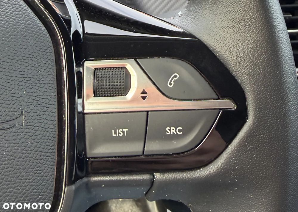 Peugeot 2008 PureTech 100 Active S&S BVM6 - 27