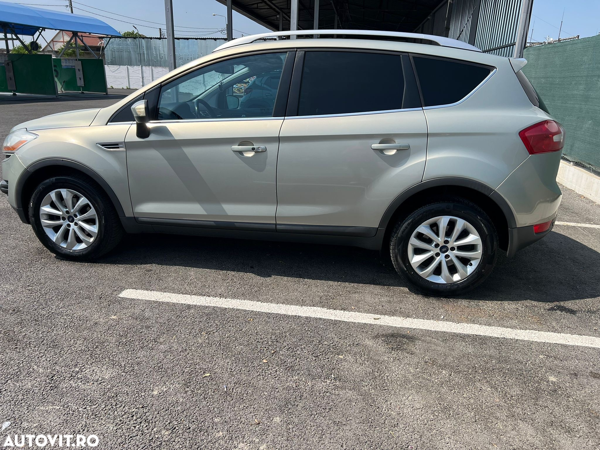 Ford Kuga - 7