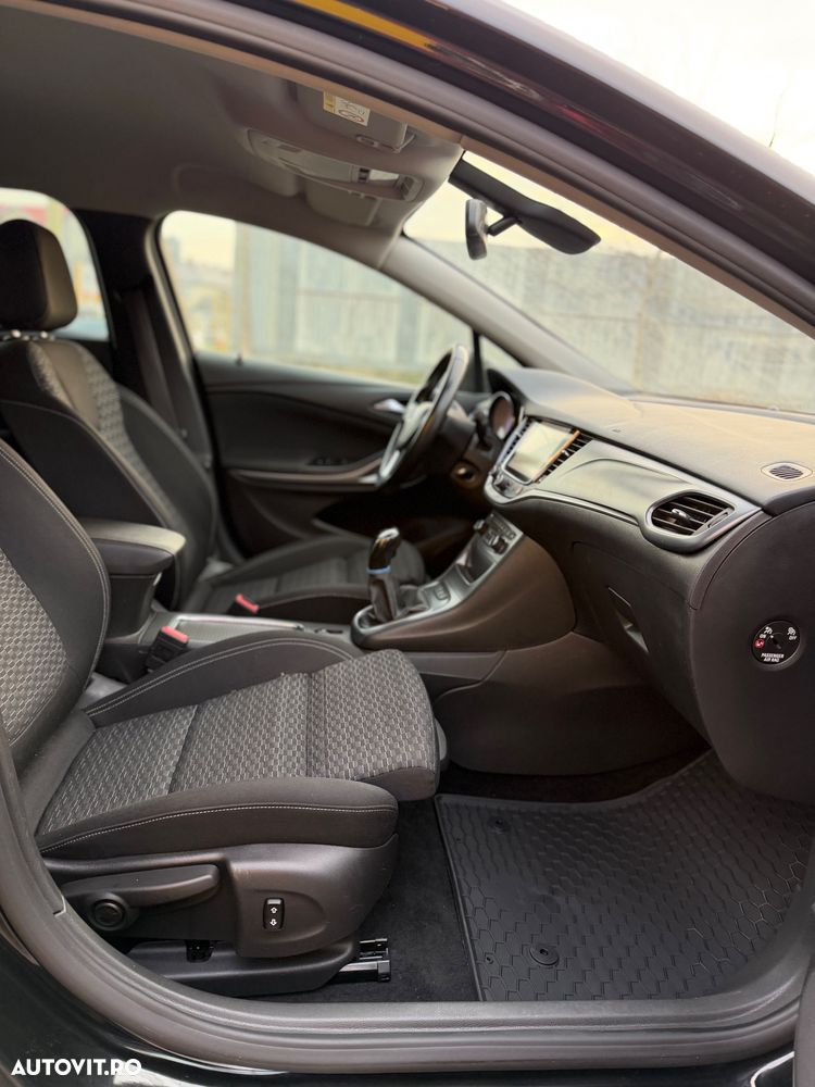 Opel Astra 1.6 D Start/Stop Dynamic - 10